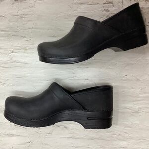 NEW DANSKO unisex professional clog black size 45 US 13 UK 11